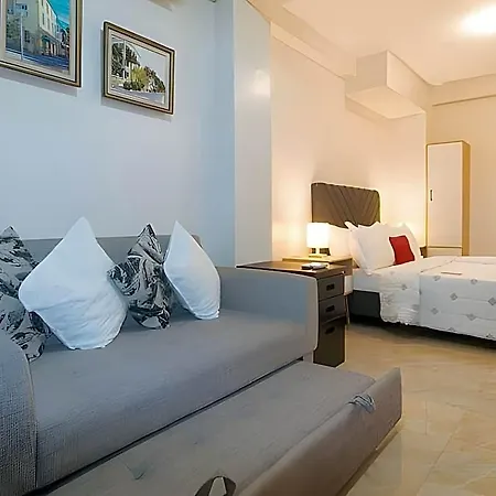 Reddoorz @ Delorian Residences